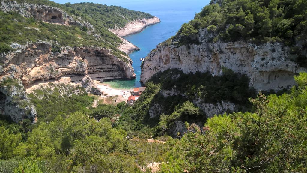 Holiday Home Stiniva Vis Buitenkant foto